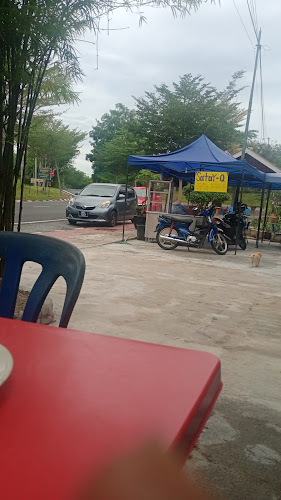 Arena Irzati Nasi Ayam - Gastronomi dan perhotelan