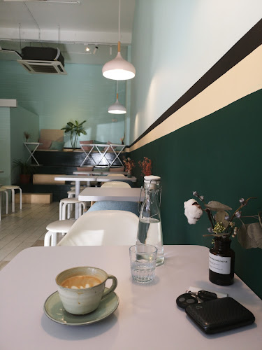 Coastal Coffee Club - Gastronomi dan perhotelan