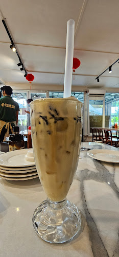 Comentarii opinii despre Madam Kok x Mama Thai