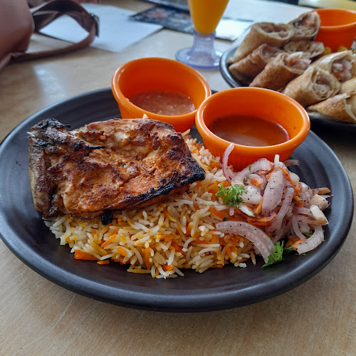 Precinct 8 Food Court