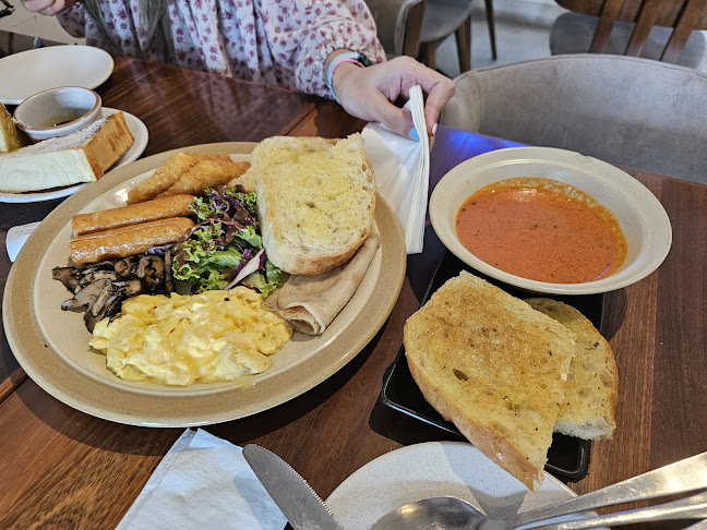 155, Jln Beringin, Taman Melodies, 80050 Johor Bahru, Johor Darul Ta'zim