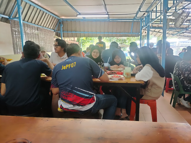 Opinii despre Kak Jat Ikan Bakar (Gerai No. 3) în Kuala Lumpur - Gastronomi dan perhotelan