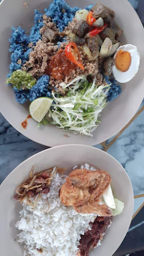 Opinii despre Sabrinalicious Soft Ice Cream în Sitiawan - Gastronomi dan perhotelan