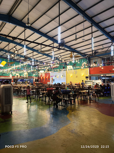 Craby Craby Steamboat & Grill, seri manjung - Gastronomi dan perhotelan