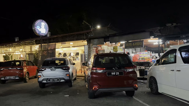 Om Burger - Gastronomi dan perhotelan