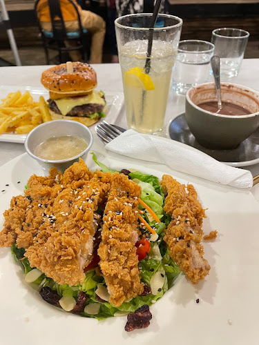 Flyover Burger & Steak Kemaman - Chukai