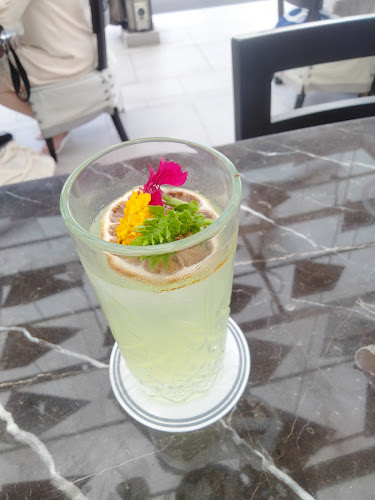 Comentarii opinii despre Man Tao Bar I Rooftop Bar