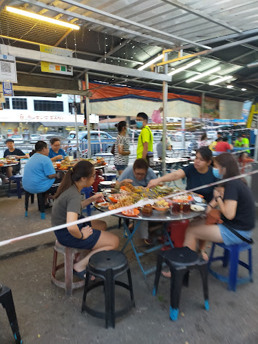 Opinii despre Air Hitam Night Market în Air Hitam - Gastronomi dan perhotelan