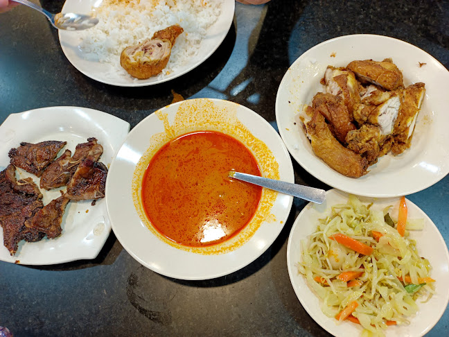 Opinii despre Ratha Curry Fish Head în Raub - Gastronomi dan perhotelan