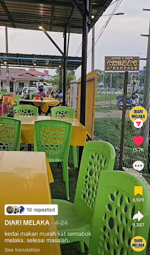 Comentarii opinii despre Butik & Kafe Cherry (TOM YAM BANGKOK NO 1 MELAKA)
