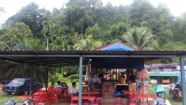 Kedai Makan Jamil/Zamil tepi Bendang Telok Batu