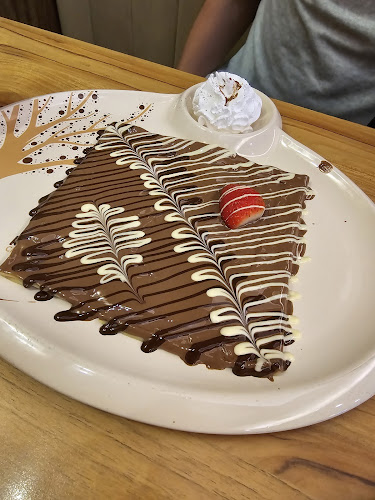 Molten Chocolate Cafe Dataran Pahlawan - Gastronomi dan perhotelan