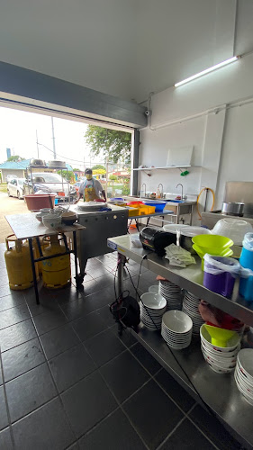 Opinii despre Majestic Noodles Bar 大世面 (Formerly Ah Kor Kopitiam) în Melaka - Gastronomi dan perhotelan