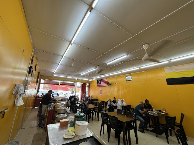 Warong Lumut ( Pekan lumut, Perak ) - Gastronomi dan perhotelan