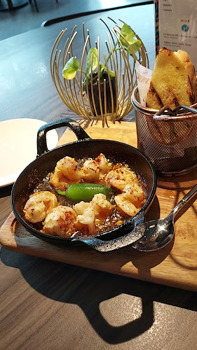 Quivo - Gastronomi dan perhotelan