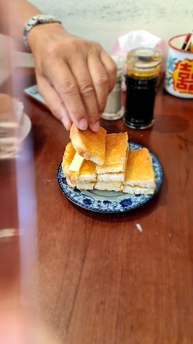 Dong Tai Kopitiam Pasir Pinji - Gastronomi dan perhotelan