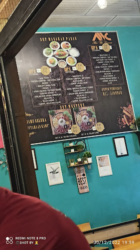 Restoran Are We Corner