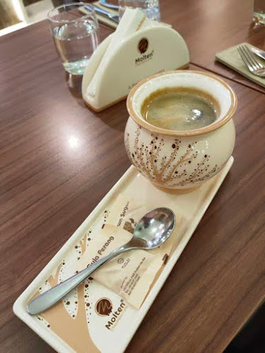 Comentarii opinii despre Molten Chocolate Cafe Uptown Damansara