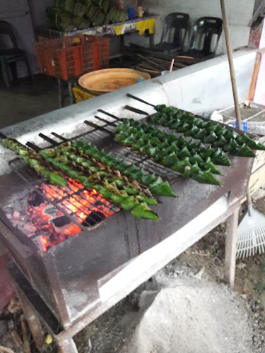 Comentarii opinii despre Awie Satar & Otak-otak