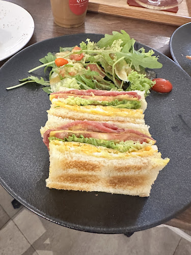 Opinii despre Q Cup Café în Kuala Lumpur - Gastronomi dan perhotelan