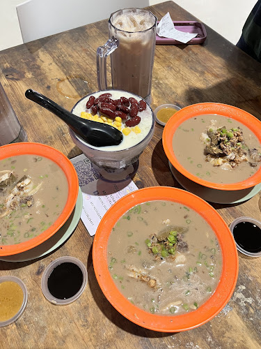 Coto Makassar by Nienalicious