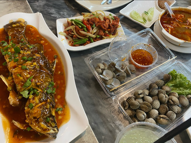 Restoran Thai Pan - Gastronomi dan perhotelan