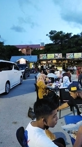 Che Mah Nasi Kukus - Chukai