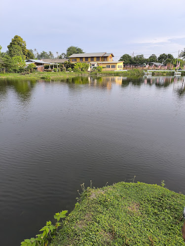 Comentarii opinii despre Warung Rumah Merah