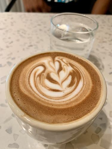 Comentarii opinii despre Flow Coffee