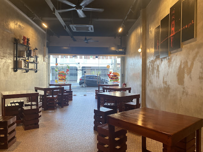 Opinii despre Burger Factory în Kuantan - Gastronomi dan perhotelan