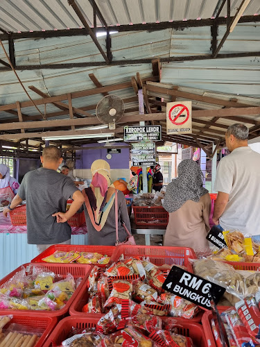 Opinii despre Keropok Losong Adik Beradik în Kuala Terengganu - Gastronomi dan perhotelan