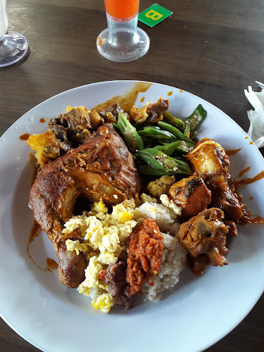 Rafie Cafe, Sibu - Gastronomi dan perhotelan