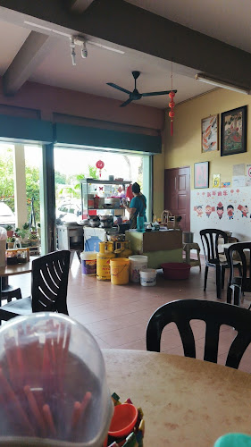 New slim river restaurant - Slim River