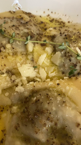 Comentarii opinii despre Kafe Bistro Two Frenchies