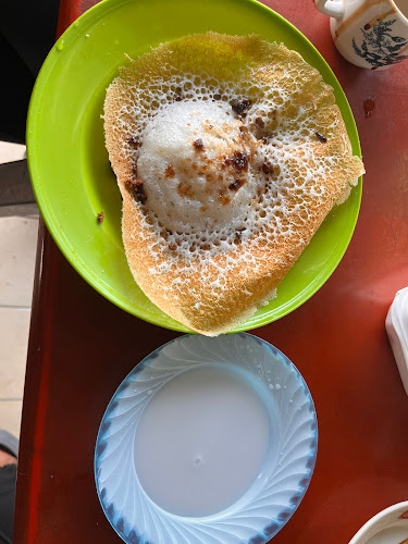 Opinii despre Rajes Food Stall (Gopeng Food Court) în Gopeng - Gastronomi dan perhotelan