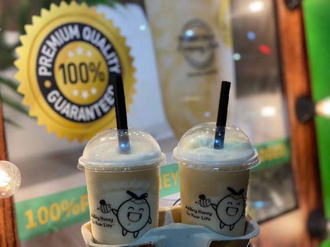 Coconut Shake Kampung Hulu - Gastronomi dan perhotelan