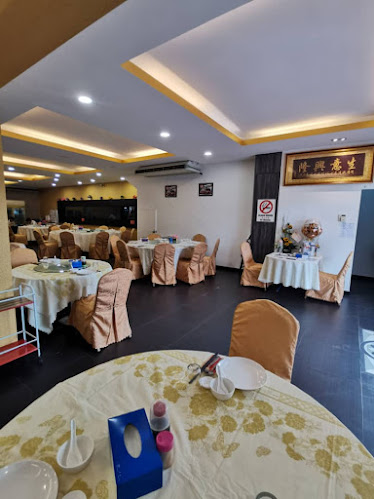 Restoran Makanan Laut Crab House - Gastronomi dan perhotelan