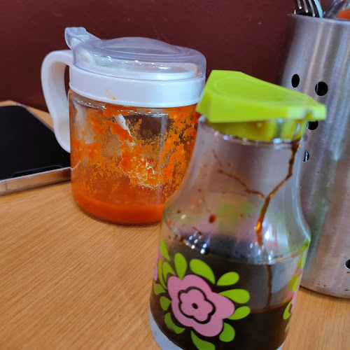 Comentarii opinii despre Mat Rock Special Ayam Goreng Kunyit Seksyen 7 Shah Alam