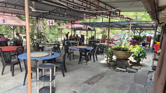 Restoran Makanan Laut Villa