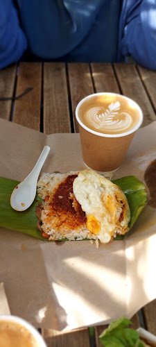 Ekues Cabin Cafe, Taman Ekuestrian, Jalan Kandang Kuda, Presint 5, 62000 Putrajaya