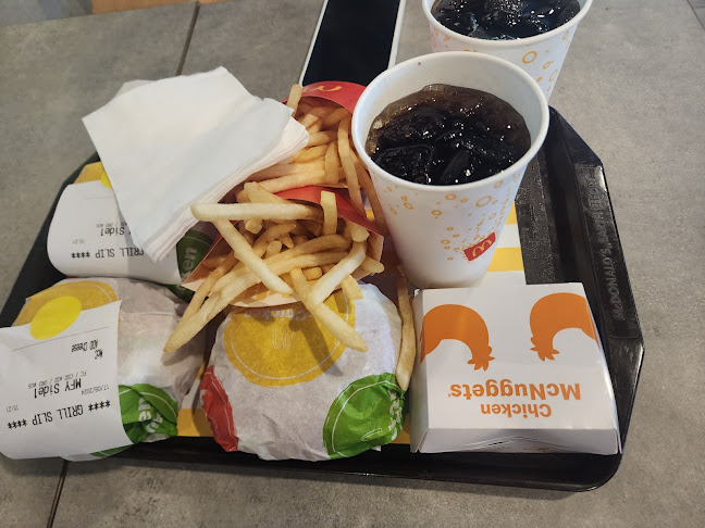 McDonald's Giant Jalan Kebun DT