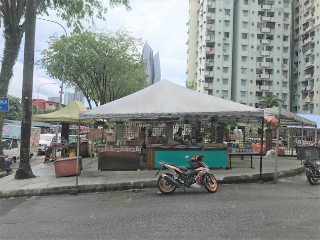 Comentarii opinii despre Tajul Pisang Goreng Simpang (1996)