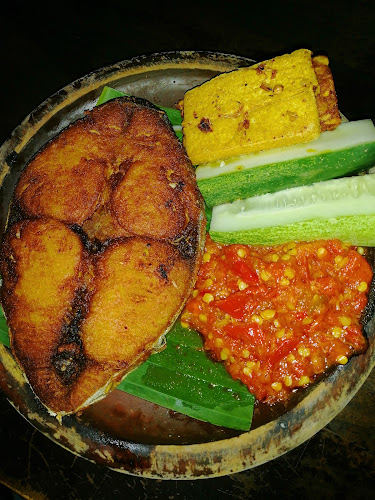 Comentarii opinii despre Restoran Periuk Belanga