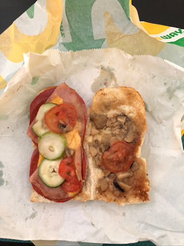 Subway Emart Bintulu (Kwangkweet Sdn Bhd) - Bintulu