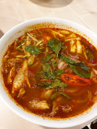 First Floor, Ampang Point Shopping Centre, Jln Memanda 3, Taman Dato Ahmad Razali, 68000 Ampang Jaya, Selangor