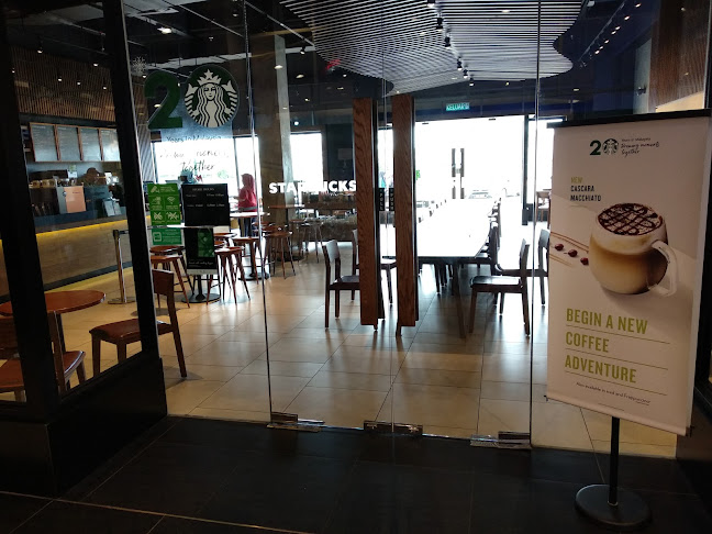 Opinii despre Starbucks Lotus's Kota Bharu în Kota Bharu - Gastronomi dan perhotelan