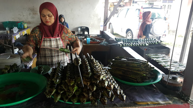 Awie Satar & Otak-otak - Gastronomi dan perhotelan