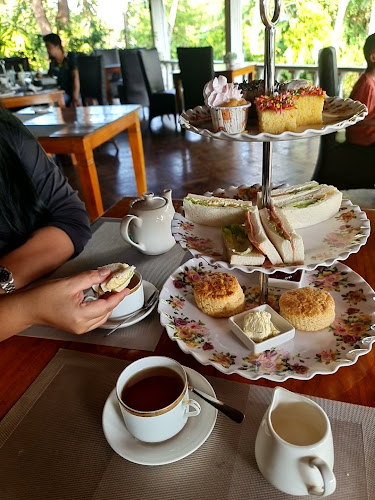 English Tea House & Restaurant