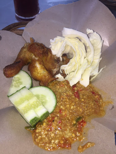 Opinii despre Ayam Gepuk Pak Gembus în Shah Alam - Gastronomi dan perhotelan