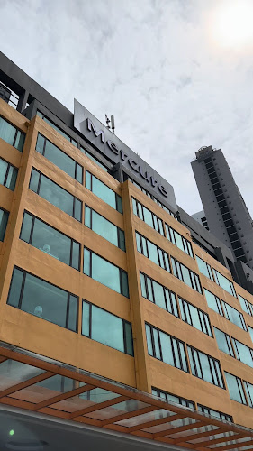 by the beach Bar at Mercure Penang Beach - Gastronomi dan perhotelan